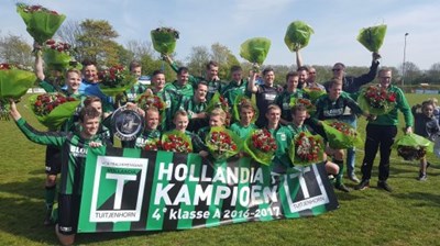 1e elftal kampioen 4e klasse